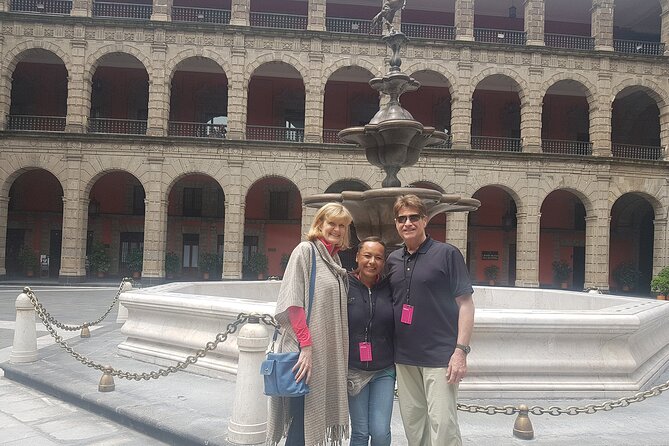 Food and Historic Walking Tour: Private Tortilla Crawl in Mexico City Downtown - Palacio Nacional and Diego Rivera murals