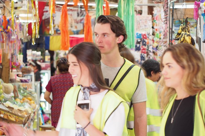 Foodie Lovers And Trendy CDMX E-bike Tour - Mercado de Medellín: what the food moment is actually like