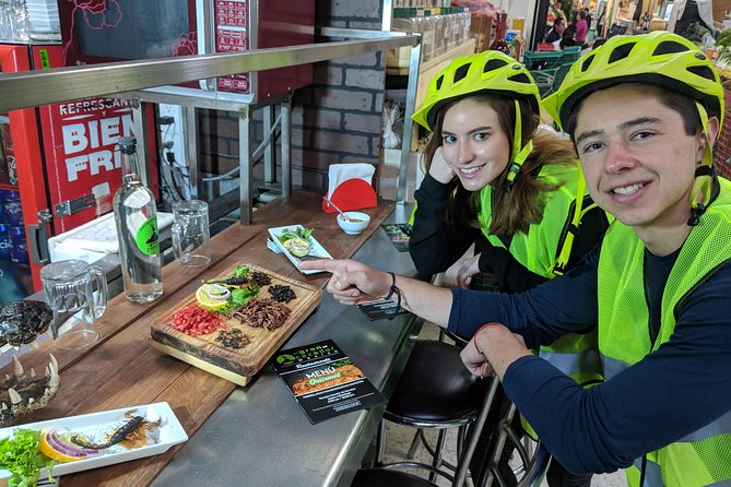 Foodie Lovers And Trendy CDMX E-bike Tour - Guides and group energy: what makes it feel friendly
