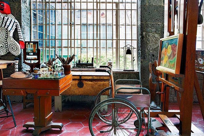 Frida Kahlo Museum, Diego Rivera Studio & Anahuacalli Museum Private Tour - Stop 3: Museo Frida Kahlo (Frida’s former abode and her working world)
