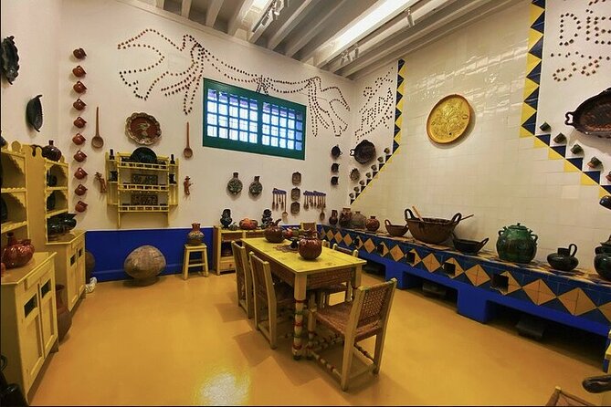 Frida Kahlo Museum Ticket with Written Digital Guide - Step 1: Museo Frida Kahlo (Casa Azul) at your own pace