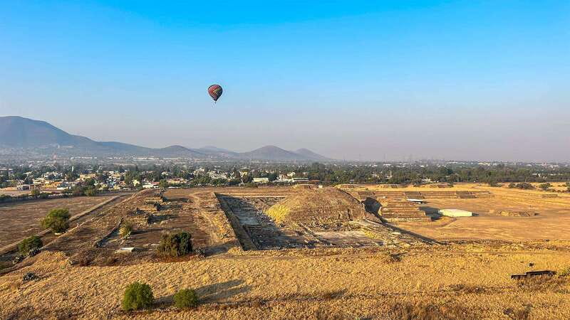 From CDMX: Hot air balloon ride, guided visits to Teotihuacan and Guadalupe - Tlatelolco first: temples, legends, and a side of Mexico City you don’t expect