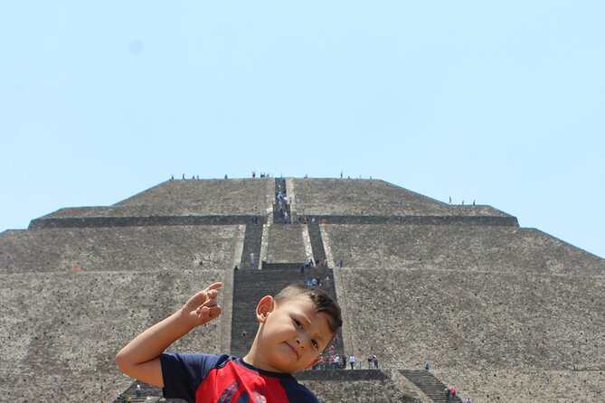 From cdmx: Teotihuacan and Basilica of Guadalupe all inclusive - Teotihuacan in guided overview: Sun, Moon, and the Causeway of the Dead