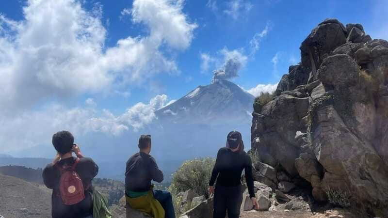 From CDMX: Trekking to Iztaccihuatl Volcano accompanied by a mountaineer - Inside the national park: the main walk up toward 4,300 meters