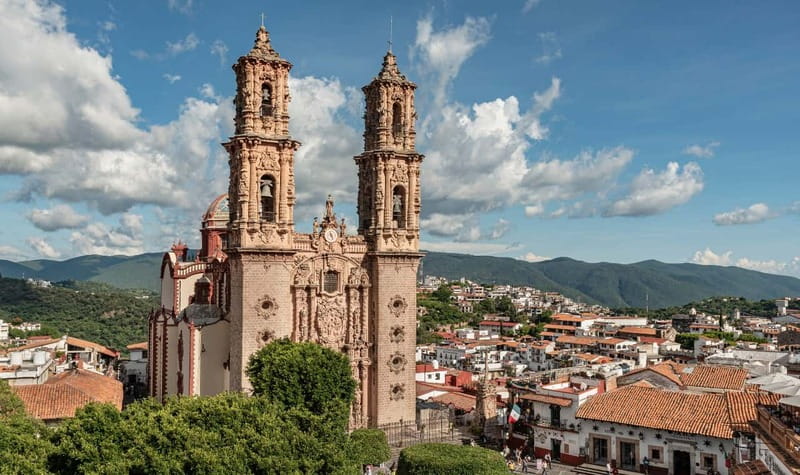 From Mexico City: 10-Hour Cuernavaca and Taxco Tour - Santa Prisca de Taxco: Churrigueresque detail that rewards your time