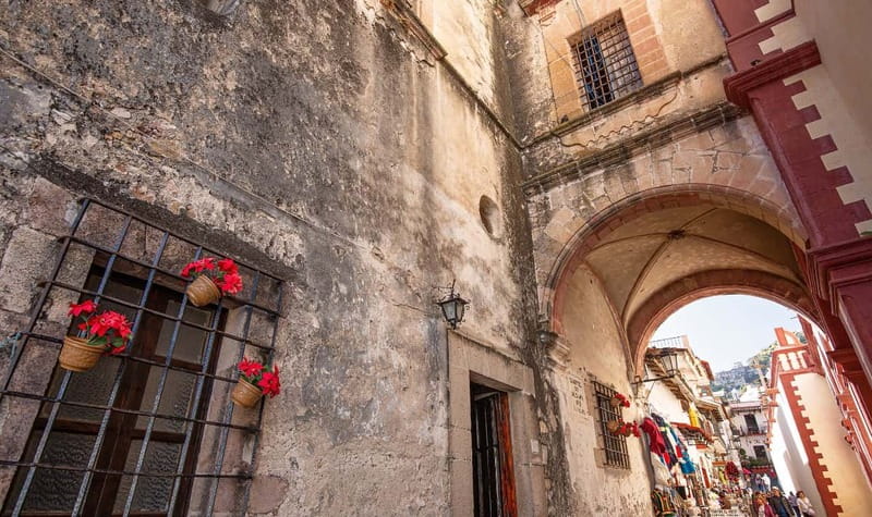 From Mexico City: 10-Hour Cuernavaca and Taxco Tour - Lunch, shops, and the time trade-off you should plan for