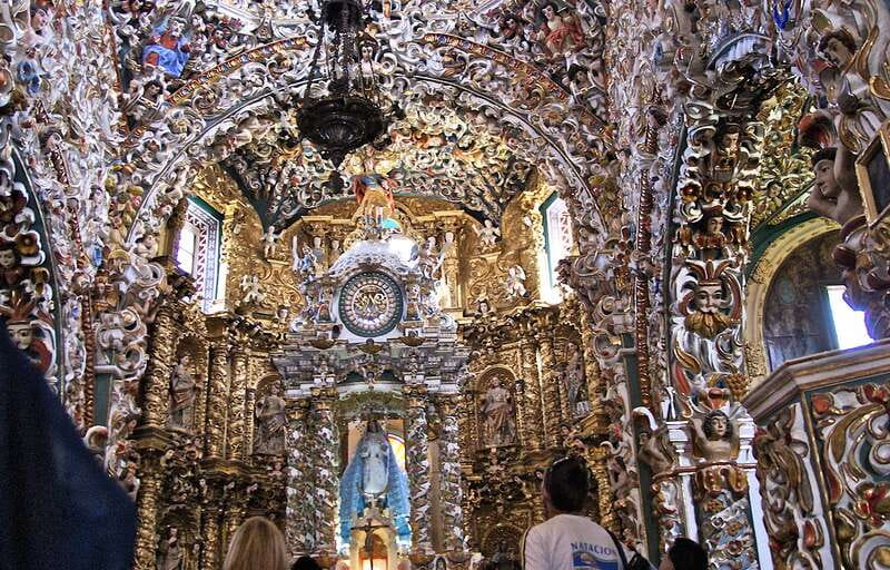 From Mexico City: Cholula Pyramid & Puebla Small Group Tour - Guides matter: what the best days feel like with Alberto and Francisco