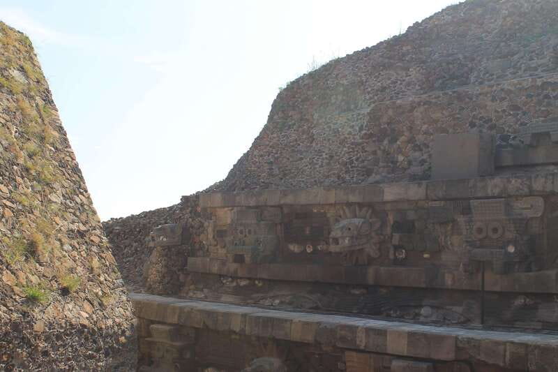From Mexico City: Expedition with Early Access to Teotihuacan - The express-security advantage: less waiting, more daylight