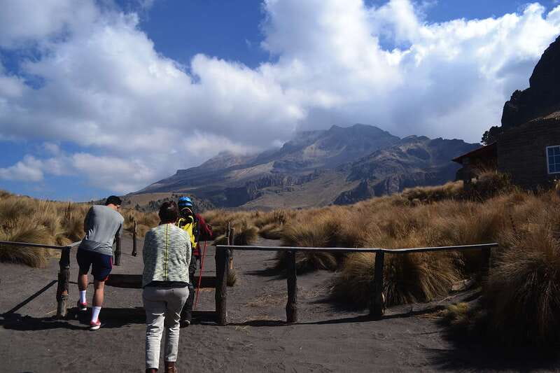 From Mexico City: Hike Iztaccihuatl Volcano with an Alpinist - Views at the Top: Panoramas of the Valley and Volcano Cones
