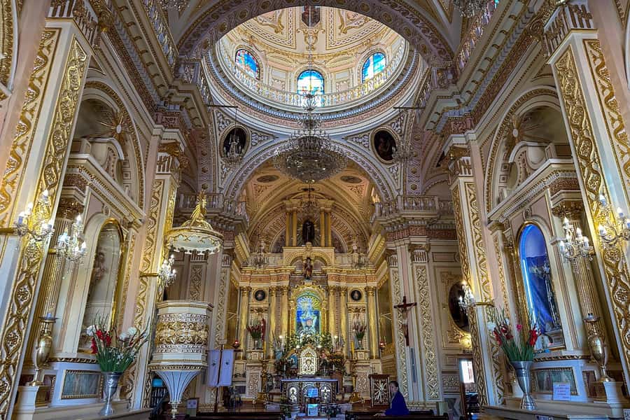 From Mexico City: One-day adventure: Puebla, Cholula, and Tonantzintla - Cholula’s Great Pyramid: Photo Stop That Actually Teaches Scale