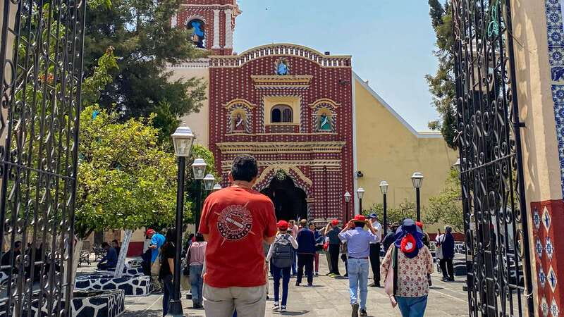 From Mexico City: Puebla, Taxco & Prehispanic Mine in 2 Days - Day 1: From volcano viewpoints to Cholula’s Tonantzintla