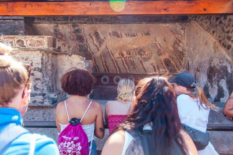 From Mexico City: Teotihuacan Pyramids and Bike Tour - From Mexico City to Teotihuacan: the van ride and your arrival window