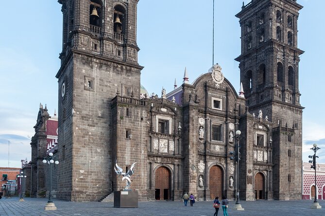 Full Day Puebla and Cholula Tour in Mexico City - Tonantzintla Church and the art of looking longer