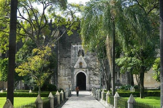 Full Day: Taxco and Cuernavaca - Stop 2 in Taxco: Linda de Taxco and an hour of artisan detail