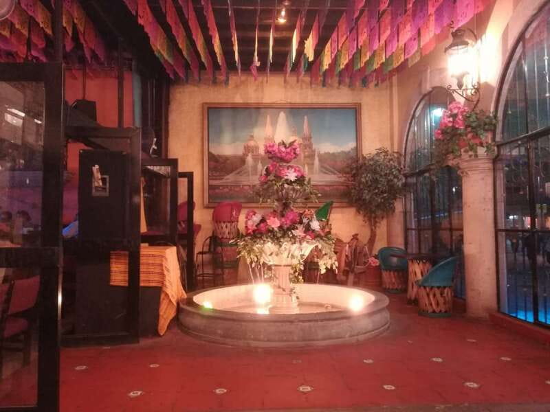Garibaldi by Night - Mexico City - Pickup, van ride, and how the 3 hours actually feel