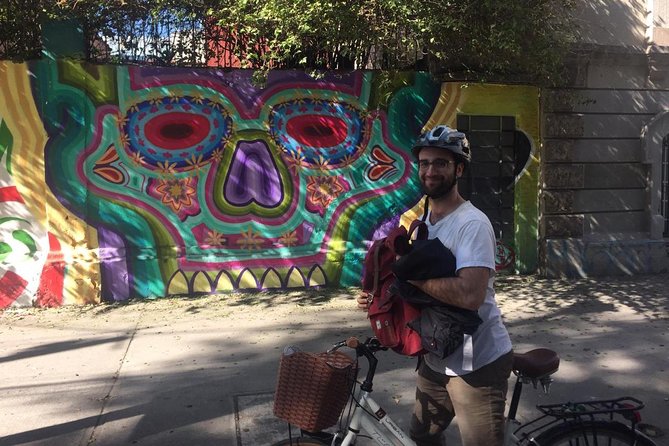Graffiti & Urban Art Biketour w/ taco stop - What you’ll learn (without turning it into a lecture)