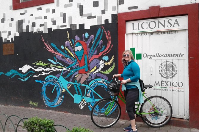 Graffiti & Urban Art Biketour w/ taco stop - Price and value: what $66 really covers