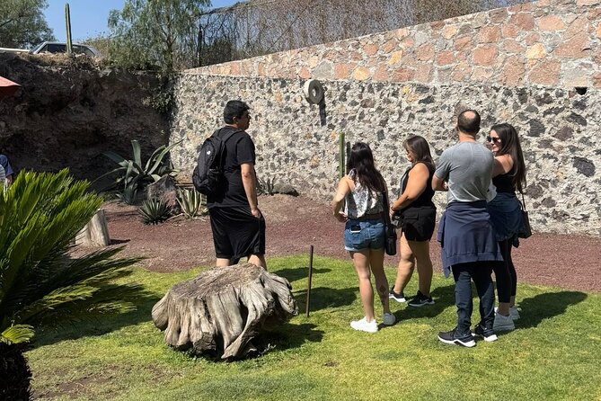 Guided tour EN Teotihuacan - Breakfast EN cave-round transport - What’s included (and what you’re really paying for)