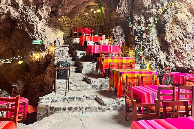 Guided Tour in Pyramids + Transportation + Breakfast in Cueva - Price and value: what $113.44 covers in the real world