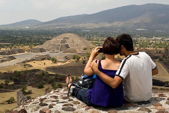 Guided Tour in Teotihuacan with Cave Breakfast and Transportation - Breakfast in a cave (or on a terrace): the morning you’ll remember