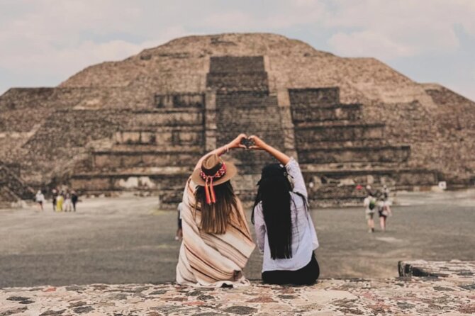 Guided Tour in Teotihuacan with Cave Breakfast and Transportation - The obsidian and agave workshop: culture plus tastings, with optional buying