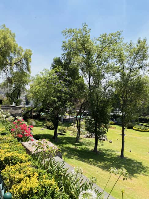 Guided tour of Mexico City: Teotihuacan, Guadalupe, and the Mexica city of Tlatelolco - Obsidian workshop + tequila tasting: the craft lesson you didn’t plan for