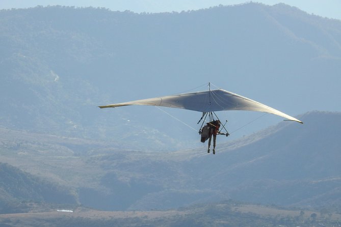 Hang gliding in Valle de Bravo - Getting to Sky Cafe and the ride to takeoff