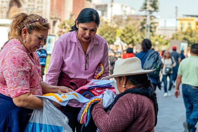 Highlights & Hidden Gems With Locals: Best of Mexico City Private Tour - The extra stop(s): flexible route depending on your guide