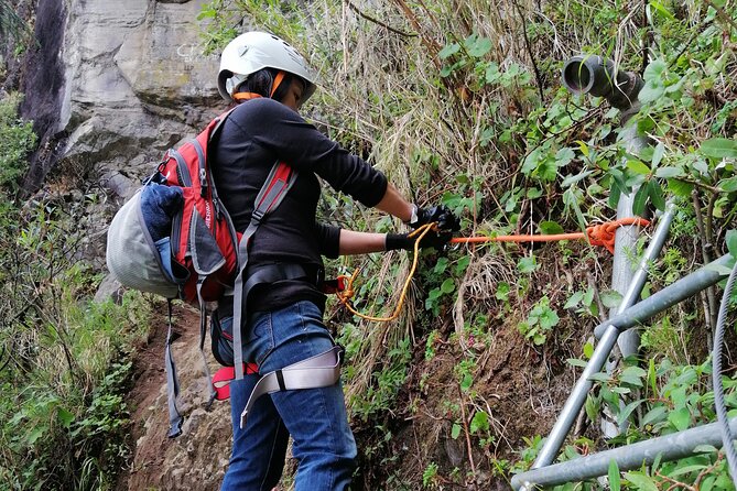 Hiking adventure in CDMX - Food and Gear: Bottled Water, Snacks, and a More Comfortable Climb