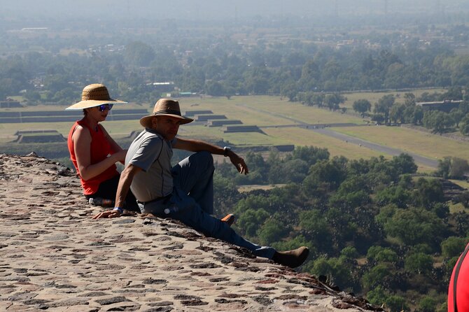 Historical downtown Mexico City & Teotihuacan Pyramids Mezcal tasting - Teotihuacan: Sun and Moon pyramids with panoramic payoff (no summit access)