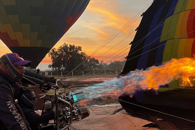 Hot air balloon adventure over Teotihuacan - Teotihuacan archaeology time: entrance included, your choice