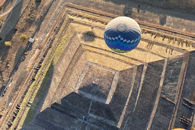 Hot Air Balloon Flight with Cave Breakfast - Breakfast in the cave: why it works better than a quick snack