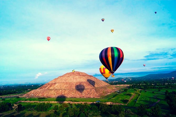 Hot Air Balloon Ride and Teotihuacan Pyramids Excursion - Preparing for the hot air balloon flight (and what happens after landing)