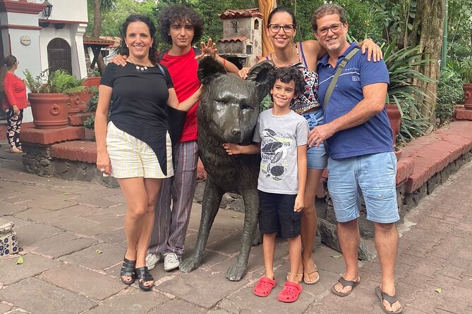In the Footsteps of Frida Kahlo and Diego: Coyoacan and San Angel - Avenida Francisco Sosa: colonial streets for photos and history