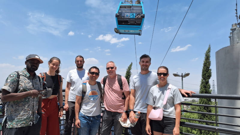 Iztapalapa: Cable Car Tour and Urban Art From the Heights - Getting into Iztapalapa: small moments that change how you see the city