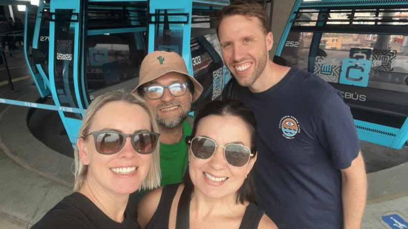 Iztapalapa: Cable Car Tour and Urban Art From the Heights - The Cablebús murals: urban art you can actually read