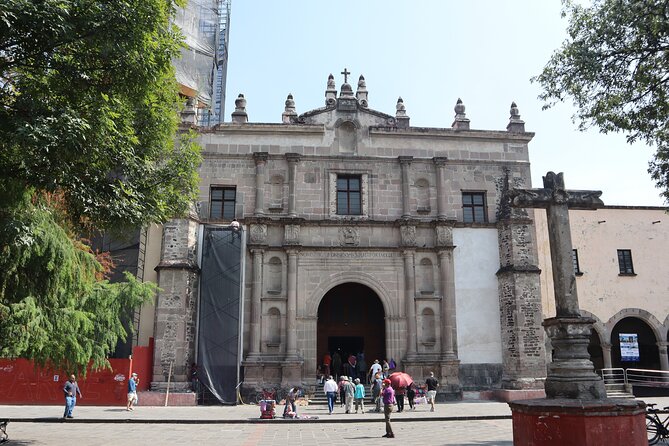 Last Minute Frida Kahlo Museum Ticket & Written Guide of Coyoacan - Stop 2: Coyoacán on your own with a written PDF route