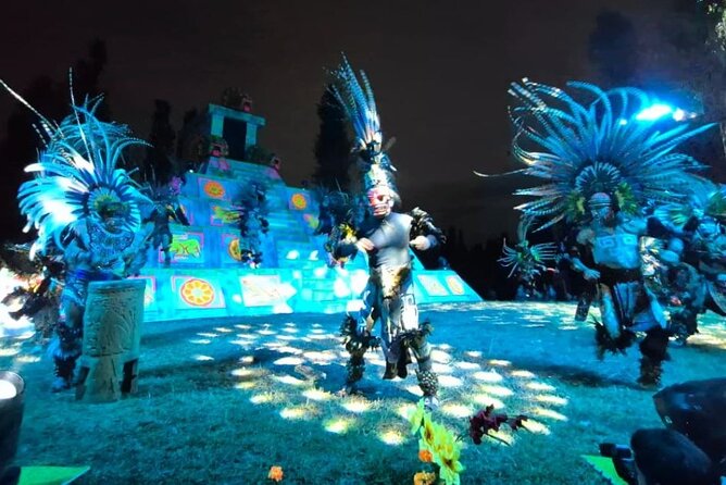 Legendary Day of the Dead Night Show in Xochimilco - Stop 2: the transfers between Paseo de la Reforma and Xochimilco