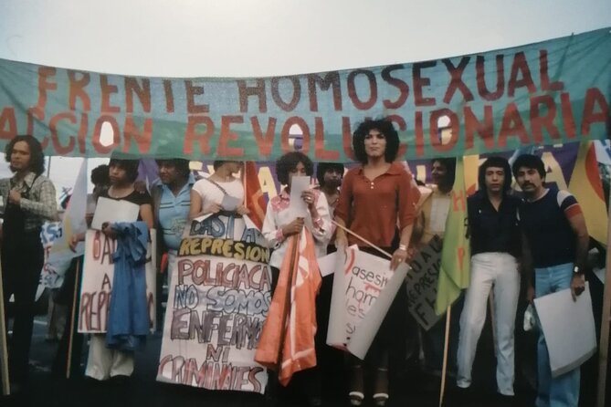 LGBTIQ+ History of Mexico private tour - Avenida Francisco I. Madero: transgender heroes and the Baile de los 41