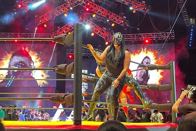 Lucha Libre and Mariachi - How Lucha Libre and Mariachi Fit Together