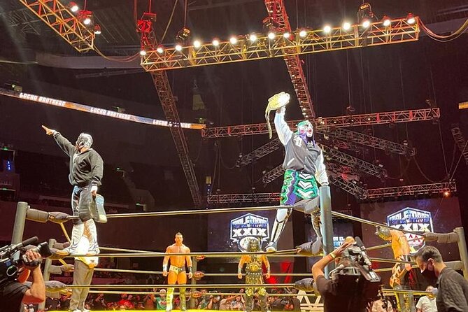 Lucha Libre and Mariachi - The 4:00 pm Start and a Practical 5-Hour Window