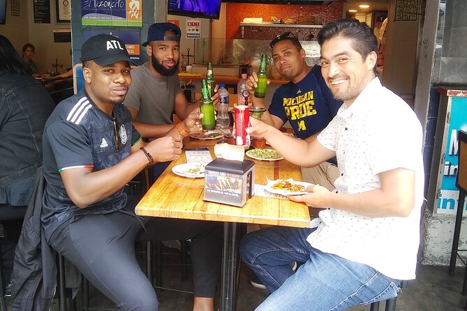 Lucha Libre, Pulque and Tacos Tour in Mexico City - Knowing rudos and tecnicos so you actually get it