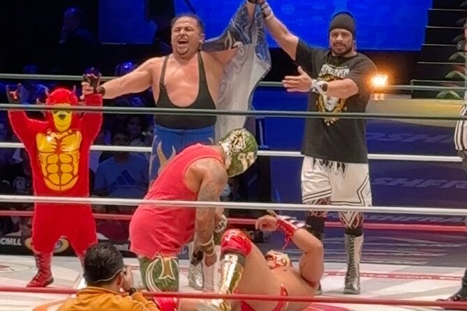 Lucha Libre VIP Meet and Greet - Unlimited beer and mezcal during the meet-and-greet