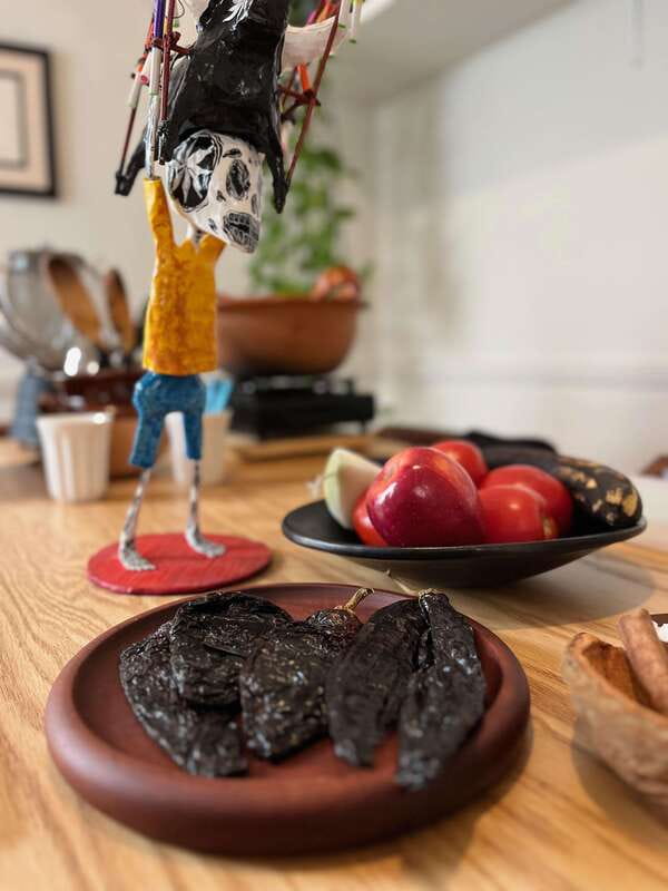 Market tour, cooking class & three-course Mexican feast - Mercado Medellín: Where the Market Makes Sense