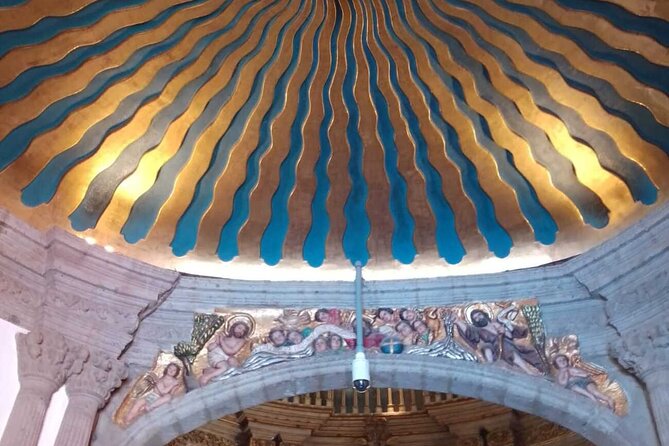 Meet the iconic Basilica of Guadalupe in Mexico City - The guide factor: English, patience, and real-world pacing