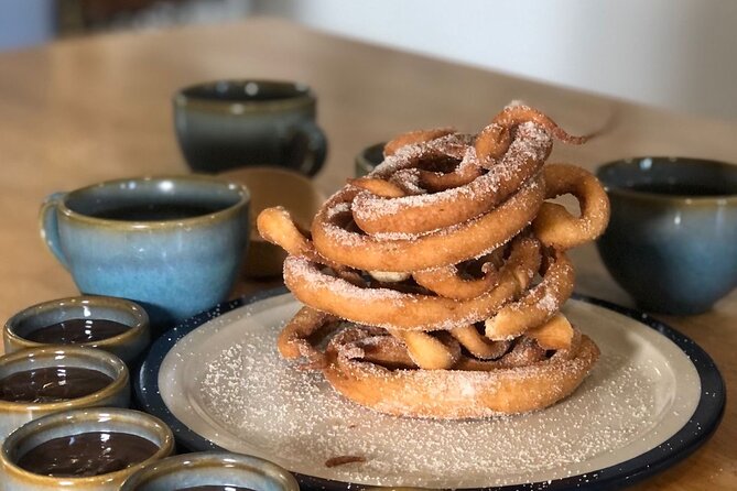 Mexican Churros Master Class - Andrea’s Teaching Style and the Semi-Private Group Dynamic