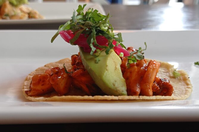 Mexican Food Gastronomic Tour - Mexico City - Plaza Luis Cabrera: Oaxacan Plates and Center-Style Taco Variety