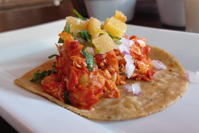 Mexican Food Gastronomic Tour - Mexico City - Plaza Río de Janeiro: Vegan Options by the Park and a Pacific Seafood Choice
