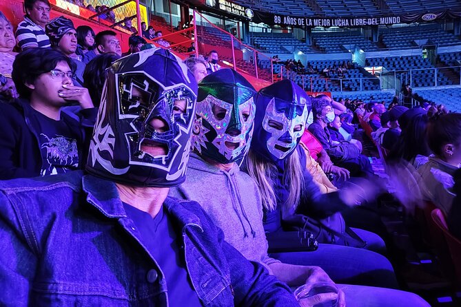 Mexican Wrestling and Gastronomy Show - Who should book this show-night package?