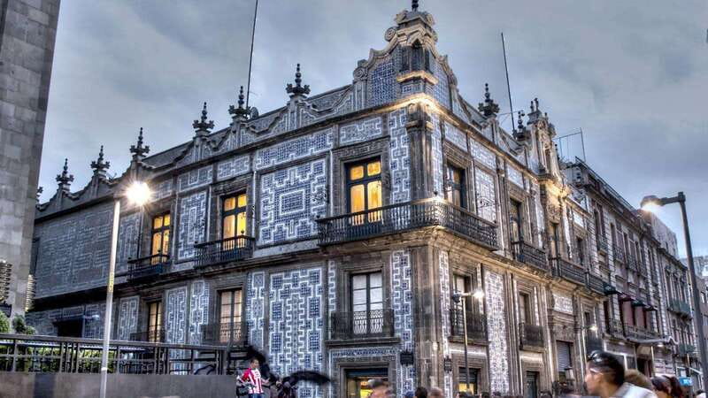 Mexico City: 10 Wonders of the Historic Center - Gran Hotel de Mexico: Tiffany stained glass and a pause in style